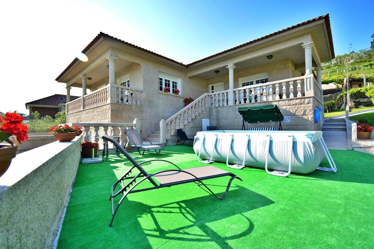 Galihost - A Casa De Otilia